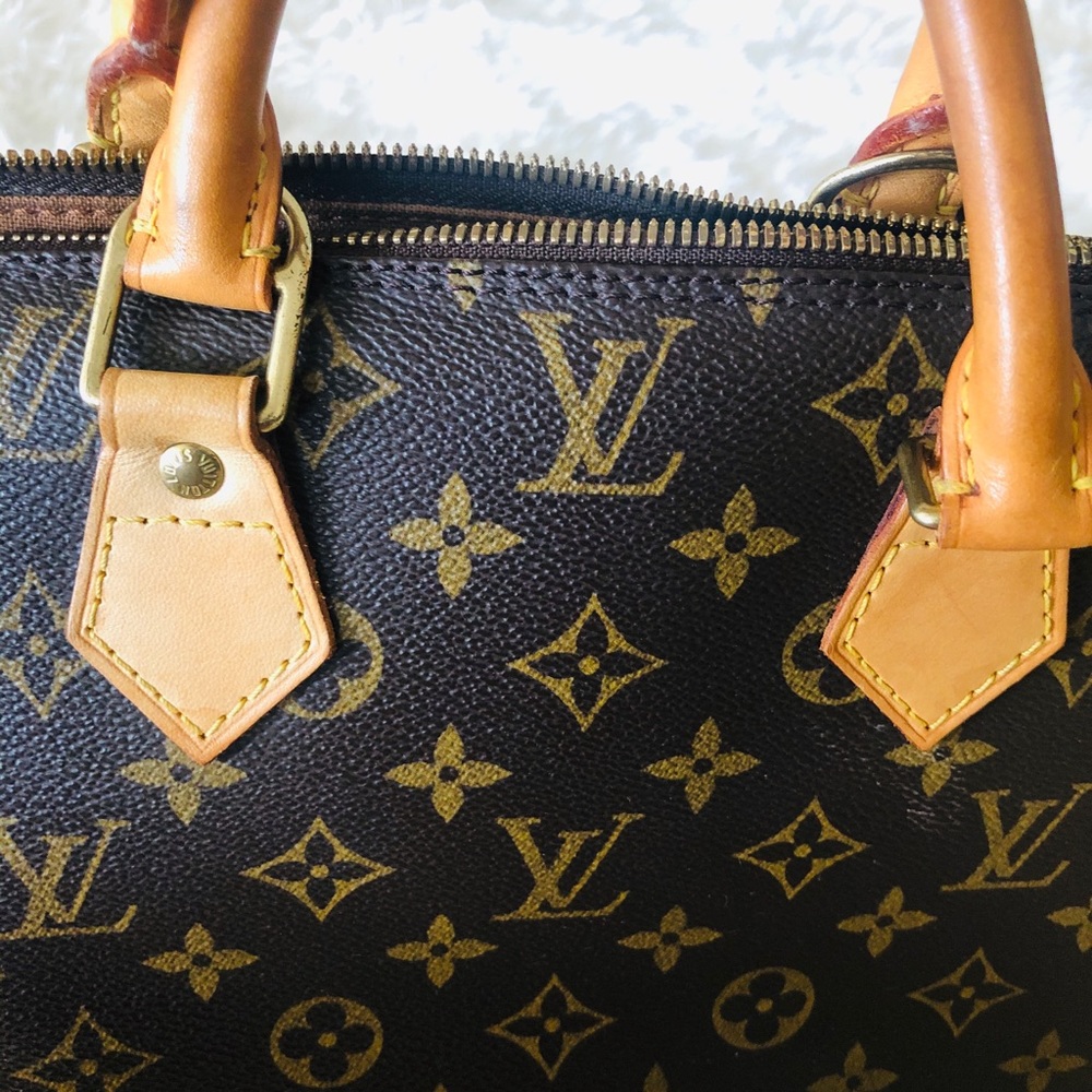 EUC Authentic Louis Vuitton in excellent condition - Picture 10 of 15